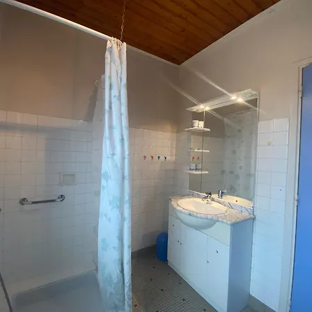 Holiday home Maison De Ideale Entre Et Commerces - Fr-1-22-219