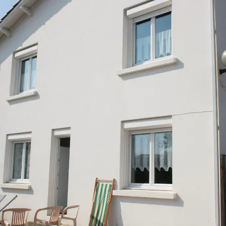 Maison De Ideale Entre Et Commerces - Fr-1-22-219 Holiday home
