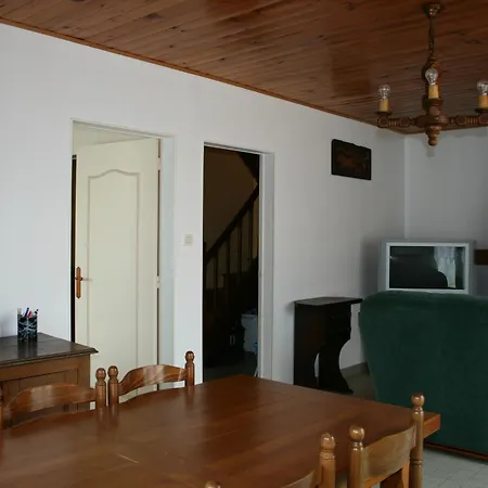 Maison De Ideale Entre Et Commerces - Fr-1-22-219 *