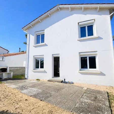 펜션 Maison De Ideale Entre Et Commerces - Fr-1-22-219 *