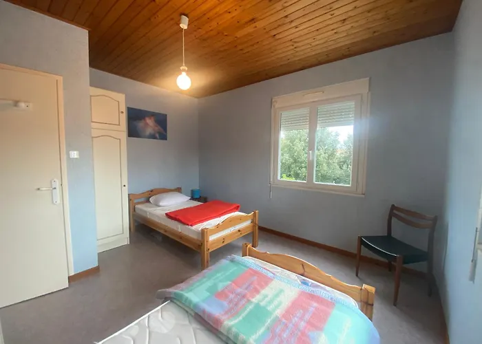 Maison De Ideale Entre Et Commerces - Fr-1-22-219