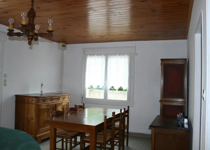 Dom wakacyjny Maison De Ideale Entre Et Commerces - Fr-1-22-219 *