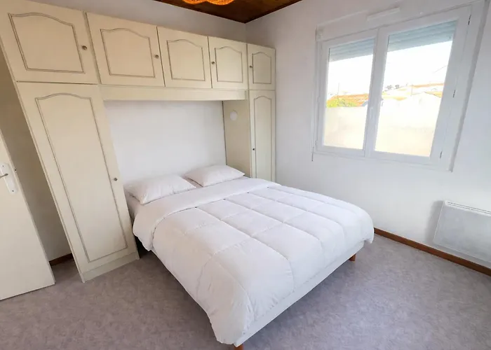 Maison De Ideale Entre Et Commerces - Fr-1-22-219